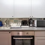 Bohemic Apartment Terrace & Jakuzzi & Sauna